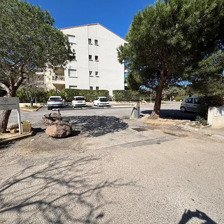Bright Sea And Center Within Walking Distance Daire *